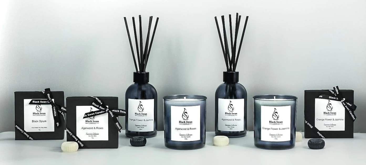 Black Swan Candles — Configurare temă Shopify · Abonamente · Cutii cu arome la alegere